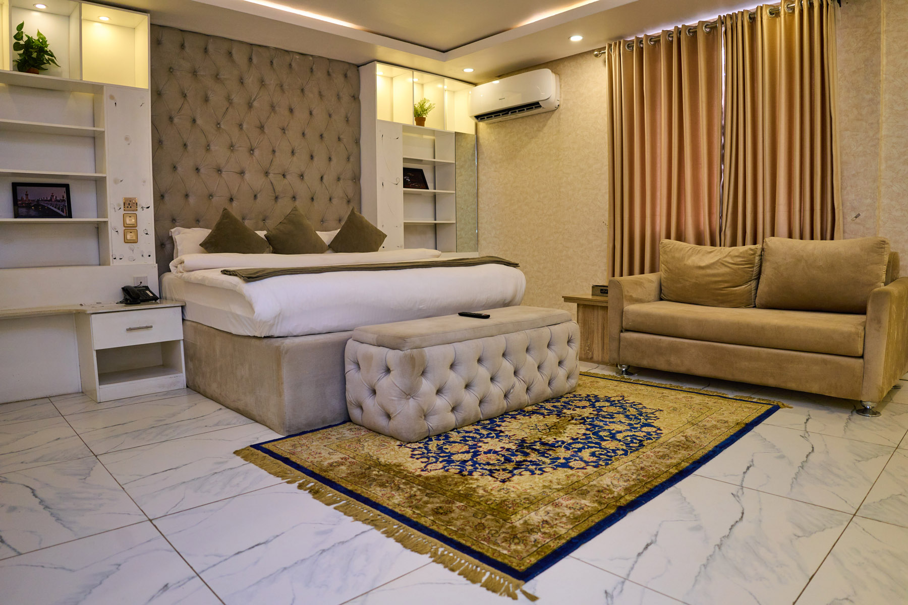 Executive Room