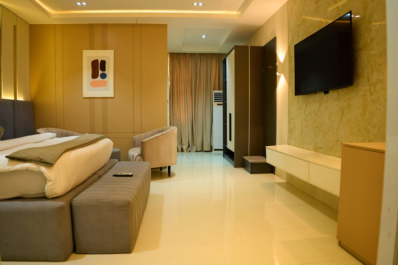 Ambassadorial Suites