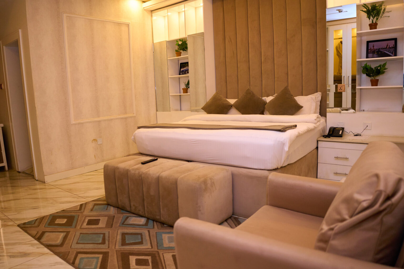 Royal Deluxe Suite