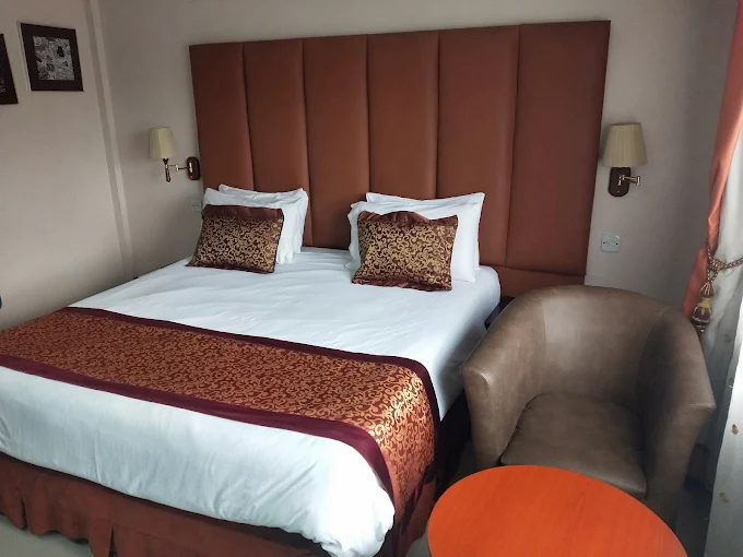 Golden Tulip Port Harcourt, Evo Road