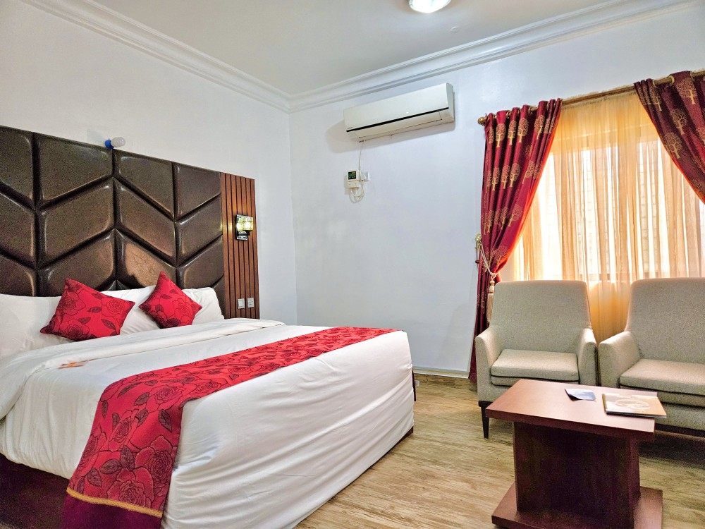 Reiz Continental Hotel