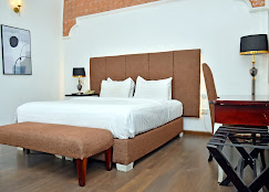 Sandralia Hotel
