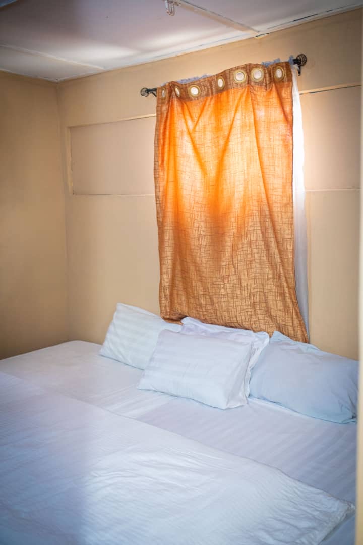 Promise Hotels - House 18