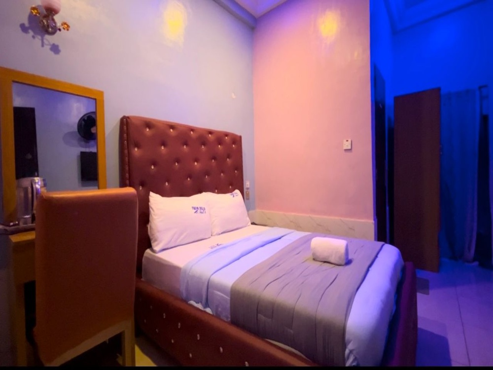 Regular Room