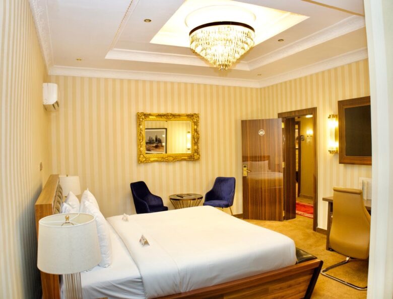 Royal Luxury Room