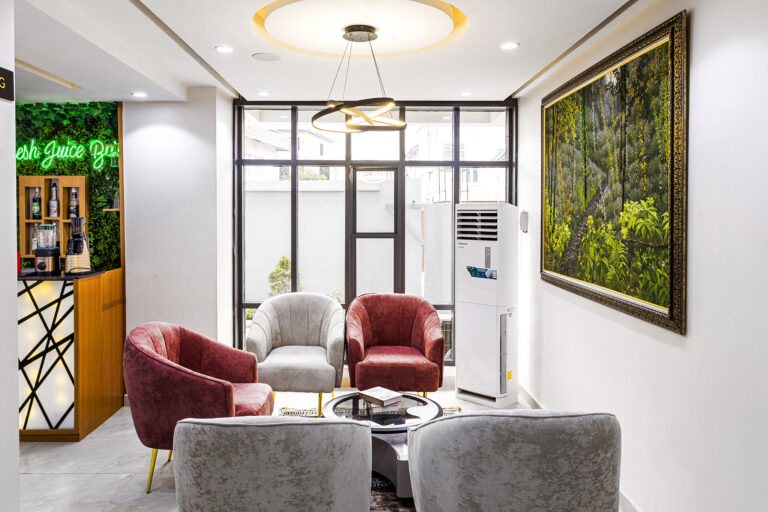 Executive Hotel and Suites